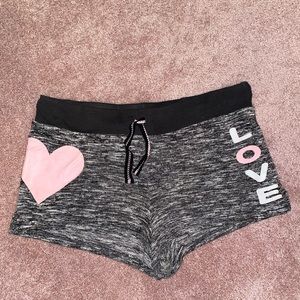 Women’s cloth shorts